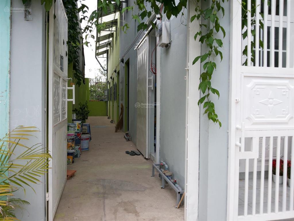 Bán nhà + dãy trọ  đất 120m2 ngang 7,6m  hẻm xe tải  full thổ cư