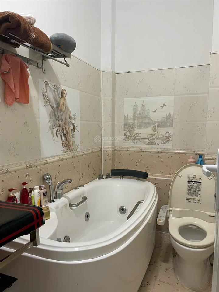 Cho thuê phòng vip 258/73 phía sau trần hưng đạo, q1. giá chỉ 8.5 triệu36m2, nội thất châu âu