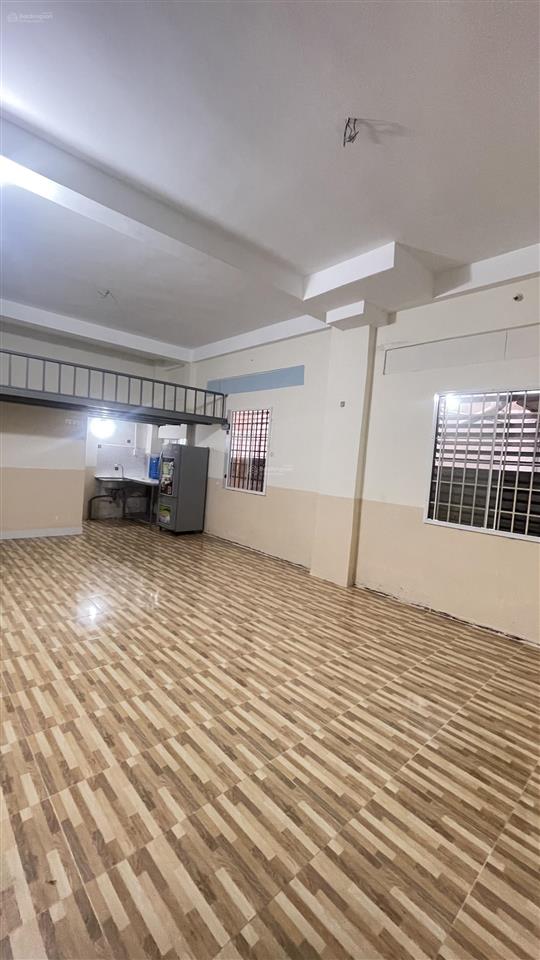 Cho thuê chdv có gác ngay đường số 27 linh đông dt 50m² + gác có nội thất giá 3,5 triệu/tháng