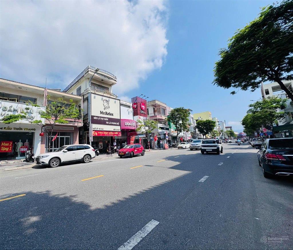 Nhà 3 tầng mặt tiền lê duẩn gần trung tâm thương mại aeon mall. s= 76m2 ngang 5.2m gía 18.5 tỷ