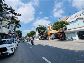 Nhà 3 tầng mặt tiền lê duẩn gần trung tâm thương mại aeon mall. s= 76m2 ngang 5.2m gía 18.5 tỷ