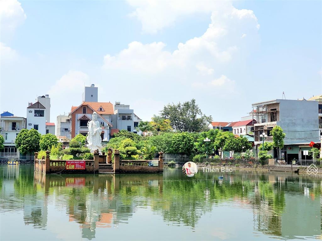 1 bước ra sân chơi, chợ ngay cạnh nhà, mua đầu tư, ở đều đẹp đất hoài đức 38.2m2