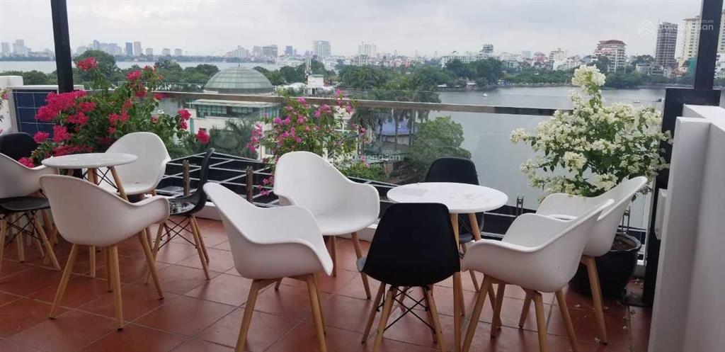 Bán nhà mặt phố thi sách hà nội sổ đỏ 185m2 xây 11 tầng đang cho thuê 400tr/tháng giá 135