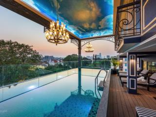 Chính chủ bán gấp mp lạc long quân view hồ tây sổ đỏ 166m2 mt 6m giá 89 tỷ