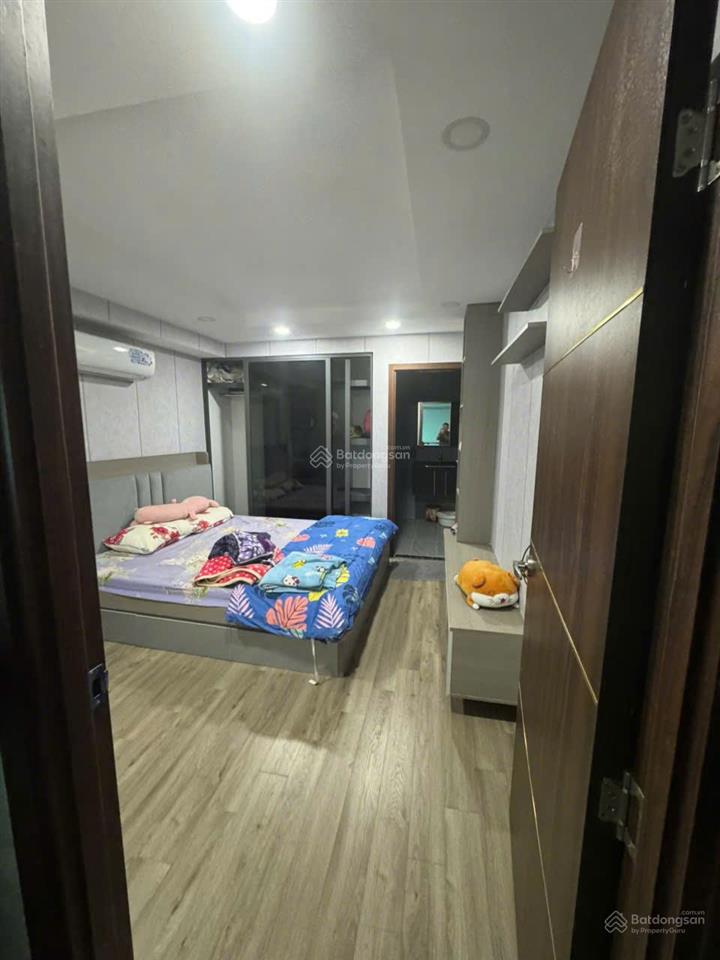 Cơ hội hiếm có nhà + 4 căn trọ, hẻm xe hơi, vị trí vàng quận bình tân