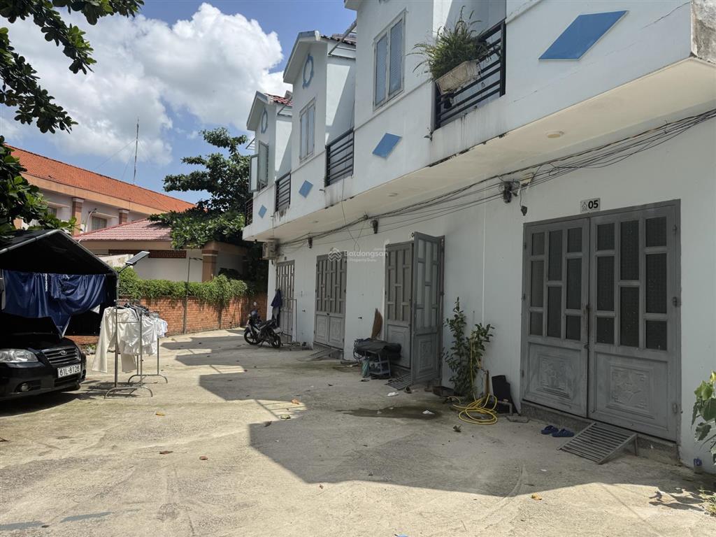 Thuê nhà nguyên căn 1 trệt 2 lầu đường huỳnh văn cù giá 4.5tr nội thất