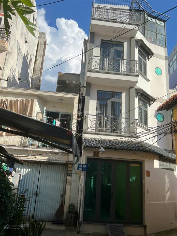 Bán nhà 199/27 cmt8 p4 q3, dt 5.73x8.5m, t+3l, 3pn, 3wc, giá 7.3 tỷ tl, có hh môi giới