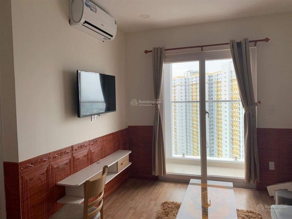 Diamond riverside cho thuê 2pn 2wc 72m2 ở liền giá 10tr đầy đủ nội thất.