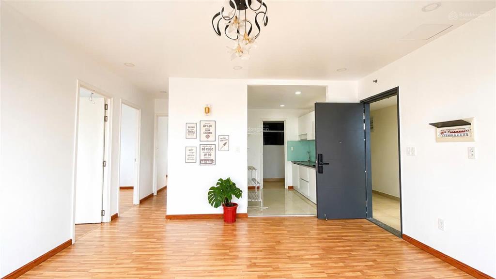 Diamond riverside 3pn trực diện hướng đông, view q1, võ văn kiệt  tầng đẹp  view thoáng  alo em