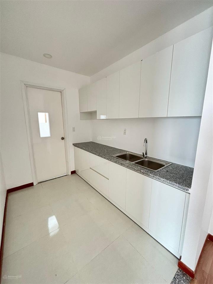 Diamond riverside 1 căn hiếm có giá bán nhà đầy đủ nội thất, bằng giá nhà trống 72m2 giá 3,1 tỷ.