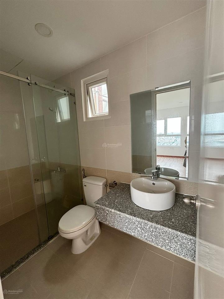 Diamond riverside 1 căn hiếm có giá bán nhà đầy đủ nội thất, bằng giá nhà trống 72m2 giá 3,1 tỷ.