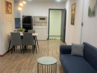 Diamond riverside bán 2pn có nội thất, tầng đẹp, view q1 giá 3,2 tỷ, chìa khóa sẵn.