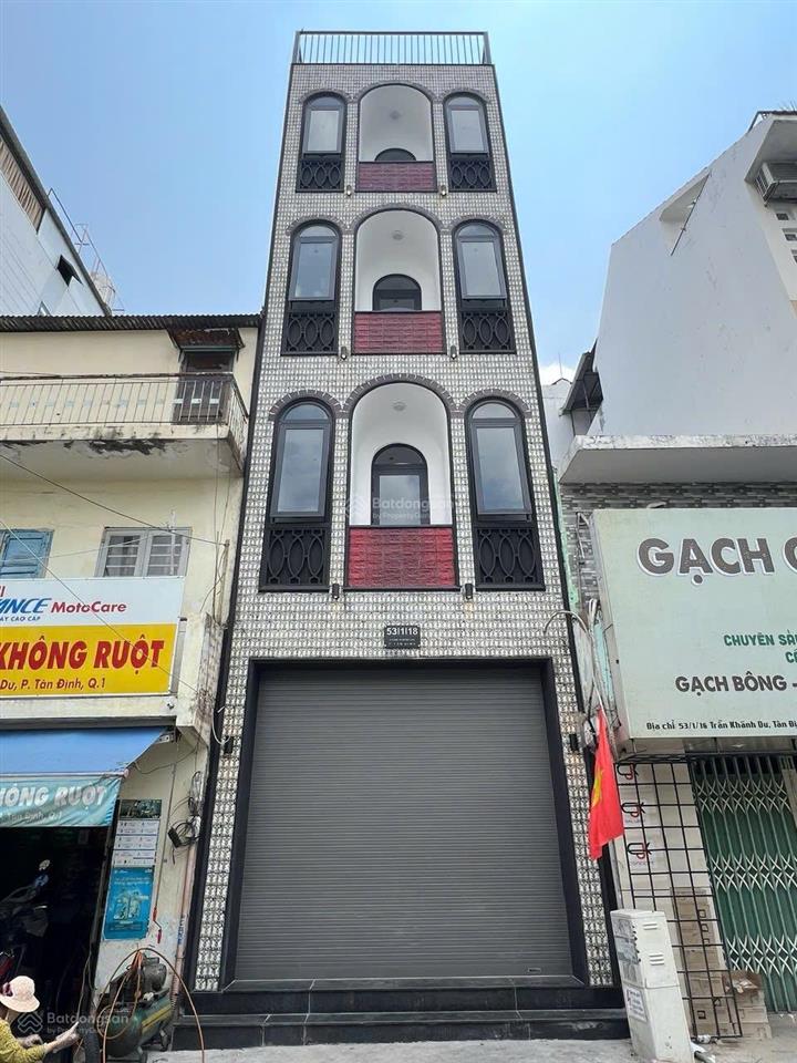 Bán nhà phố xinh đẹp mặt tiền trần khánh dư quận 1