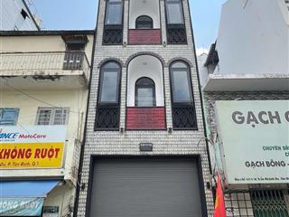 Bán nhà phố xinh đẹp mặt tiền trần khánh dư quận 1