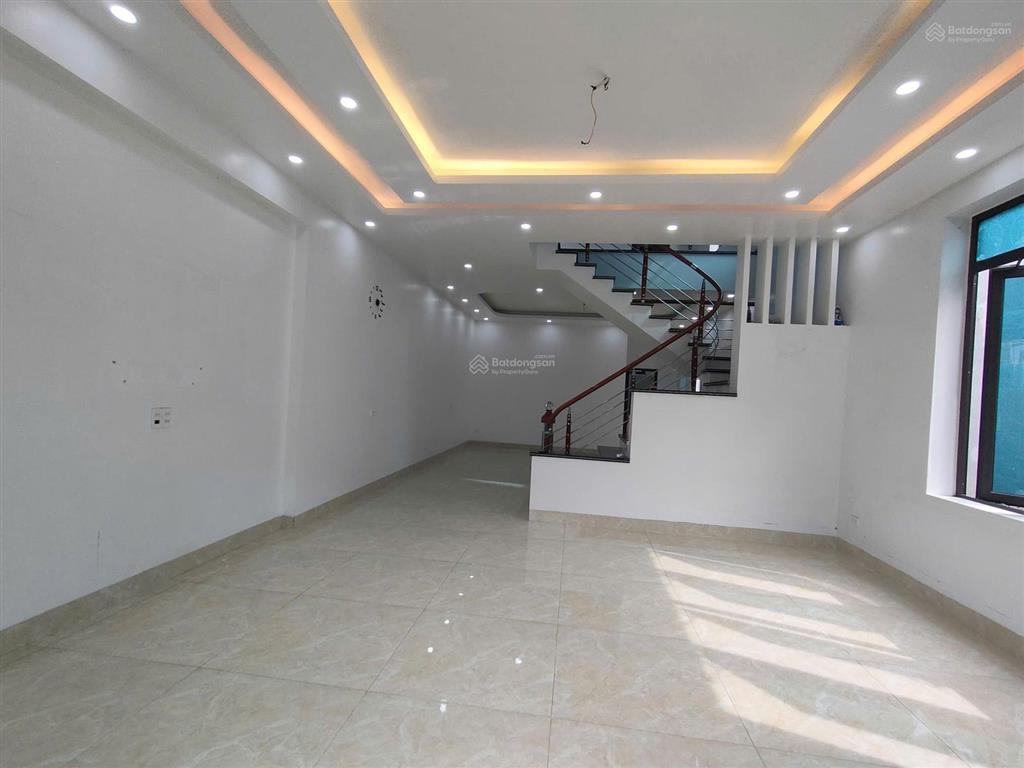 Bán nhà 3 tầng phường thủy nguyên ô tô đỗ cửa dt 126m2
