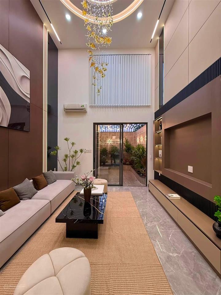 Bán nhà 1 trệt 3 lầu, thạnh xuân 25, quận 12. dt 4 x 16m