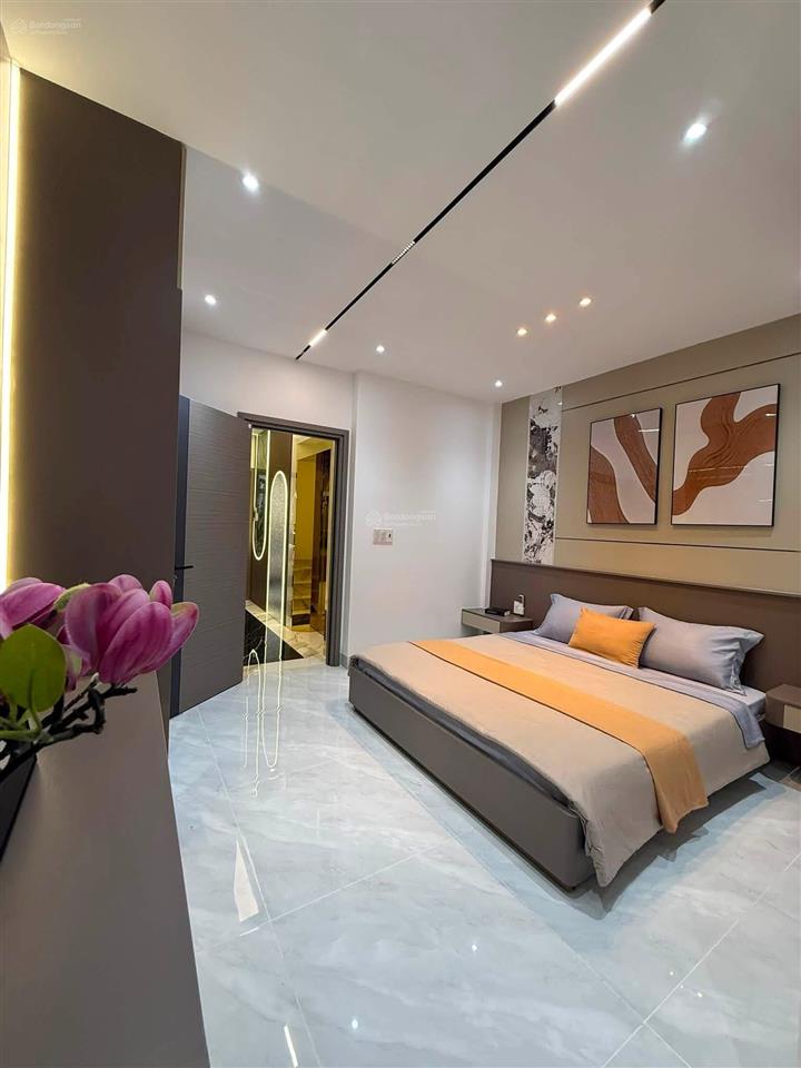 Bán nhà 1 trệt 3 lầu, thạnh xuân 25, quận 12. dt 4 x 16m