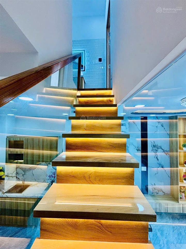 Bán nhà tân hoà đông 4x7.5  trệt, lầu giá 3 tỷ 750