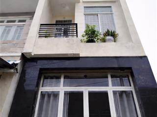 Bán nhà phường 10 quận 6  3.3x10  trệt, 2 lầu, st  đường 4m  chỉ 5 tỷ 200