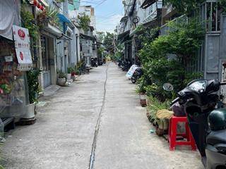 Giá hấp dẫn ! bán nhà đường hậu giang p11 quận6 3x11  trệt, lầu  đường xe 4 chỗ  3 tỷ 750