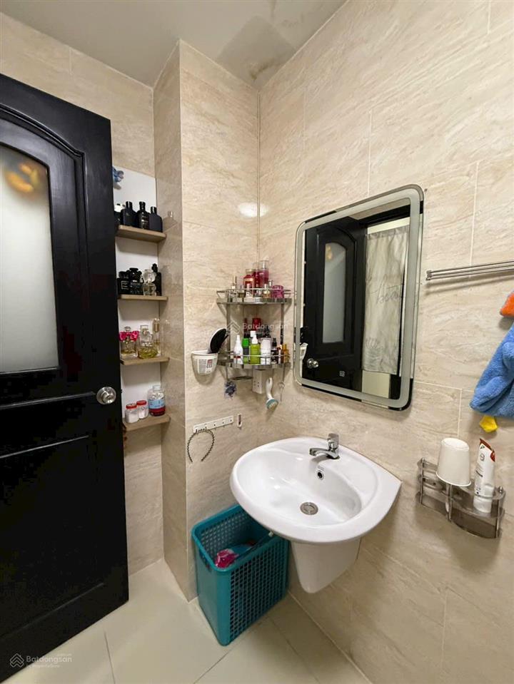Bán chung cư mý phúc p16 quận 8 nay là phường phú định  53m2  1 tỷ 800