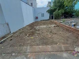 Chính chủ bán đất sau lưng công an xã bà điểm mới, gần chợ xuân thới thượng. đường to giá tốt