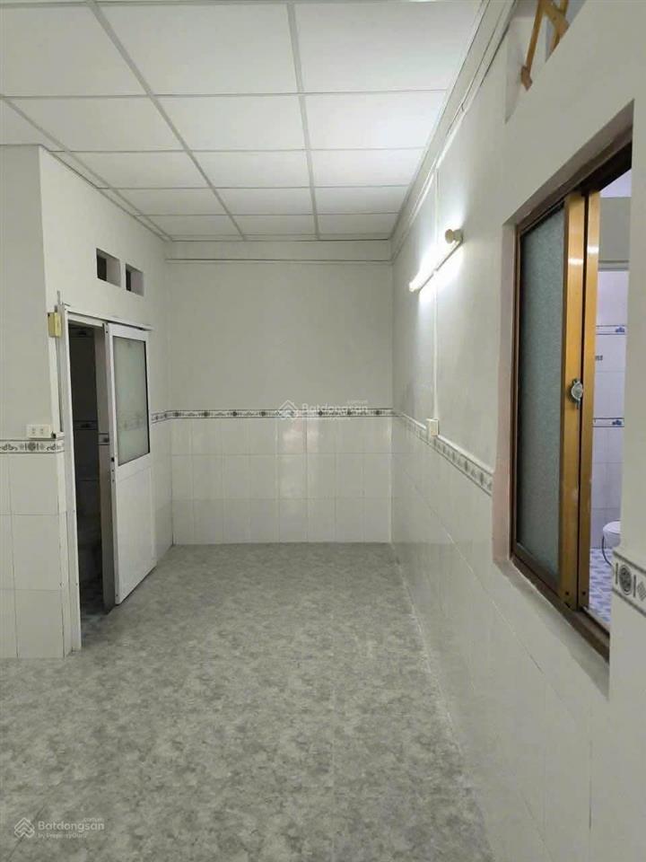 Nhà nguyên căn trống cho thuê phú nhuận!