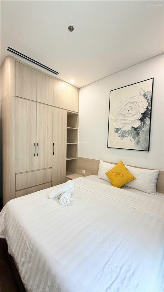 Siêu rẻ 5.990 tỷ căn 62m2 thiết kế đẹp nhất tòa mas a tầng trung full nội thất  0919 452 ***