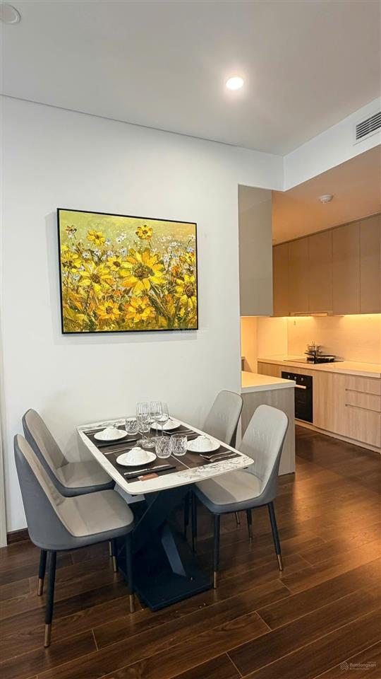 Siêu rẻ 5.990 tỷ căn 62m2 thiết kế đẹp nhất tòa mas a tầng trung full nội thất  0919 452 ***