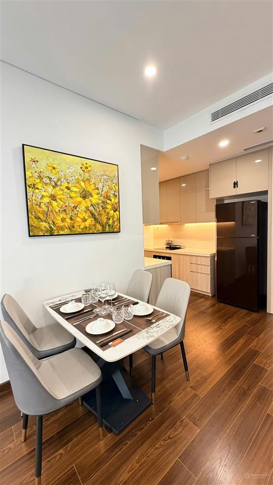 Siêu rẻ 5.990 tỷ căn 62m2 thiết kế đẹp nhất tòa mas a tầng trung full nội thất  0919 452 ***