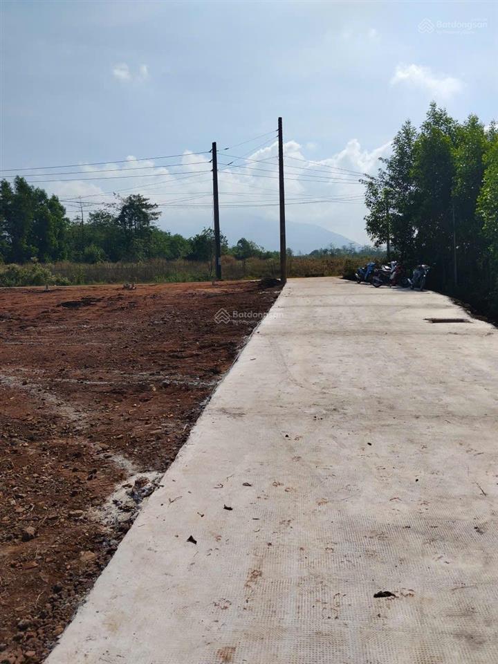 Bán đất nghỉ dưỡng mặt tiền đường sau lưng có suối chill đẹp sát tp long khánh đồng nai giá 399tr
