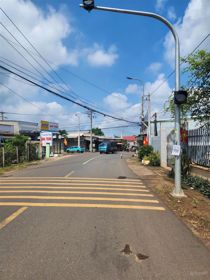 Chỉ 779tr sở hữu 200m2 full thổ cư, sổ hồng riêng hẻm xe hơi, sát đường lớn, chợ, tp long khánh