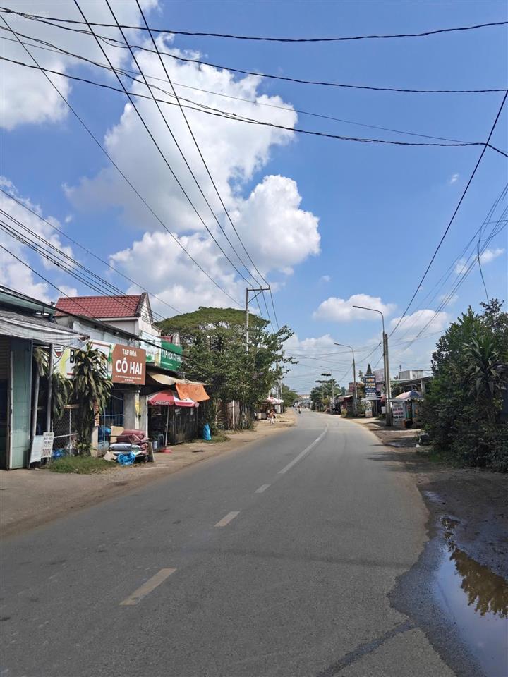 Bán 180m2 đất mặt tiền nhựa, sổ riêng thổ cư, view núi chứa chan, phường xuân lộc, đồng nai