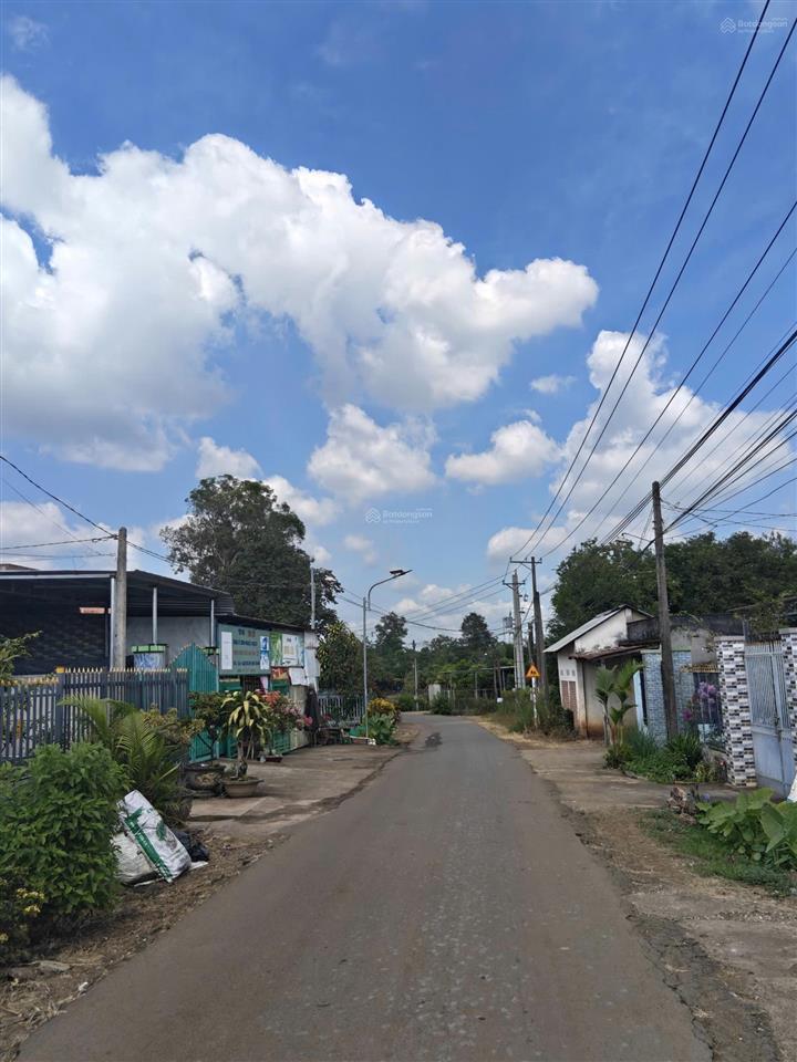 Bán 180m2 đất mặt tiền nhựa, sổ riêng thổ cư, view núi chứa chan, phường xuân lộc, đồng nai