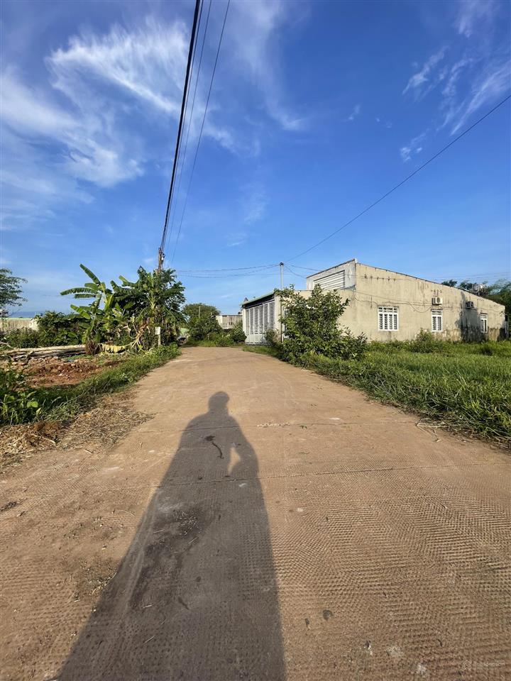 Bán đất thổ cư trung tâm long khánh, sát đường điểu xiển, cách hồ thị hương 500m, p. long khánh