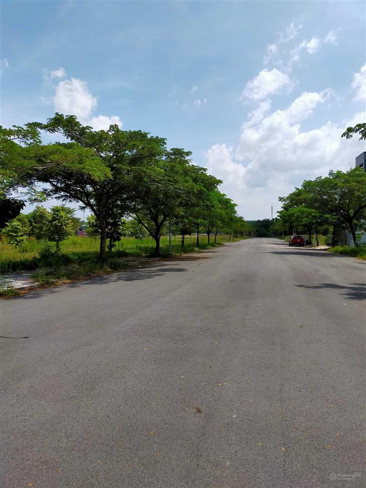 Bán gấp thửa đất trong khu thung lũng xanh (kdc an phước) long thành