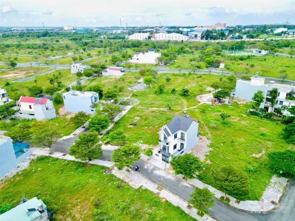 Bán gấp thửa đất trong khu thung lũng xanh (kdc an phước) long thành