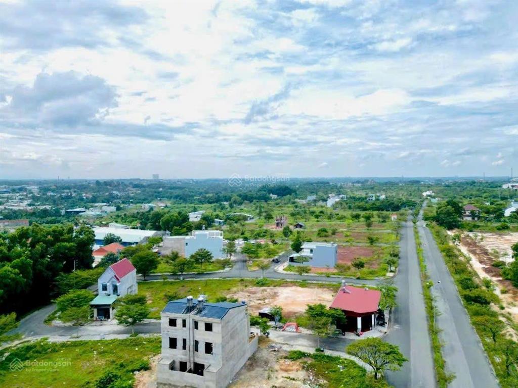 Bán gấp thửa đất trong khu thung lũng xanh (kdc an phước) long thành