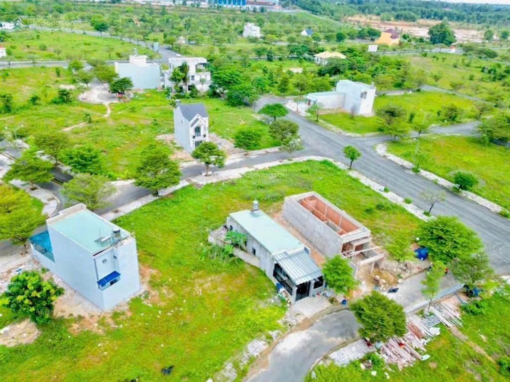 Bán gấp thửa đất trong khu thung lũng xanh (kdc an phước) long thành