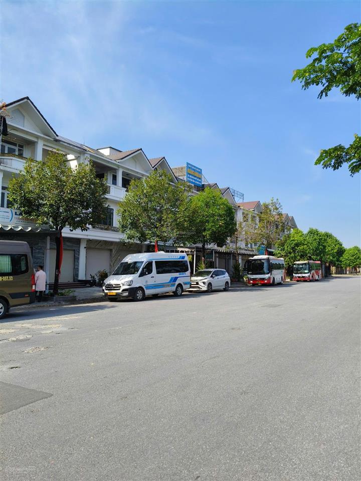 Mình còn lô đất long hưng bán gấp, vị trí cực đẹp, giá rất tốt,  0799 086 *** lâm