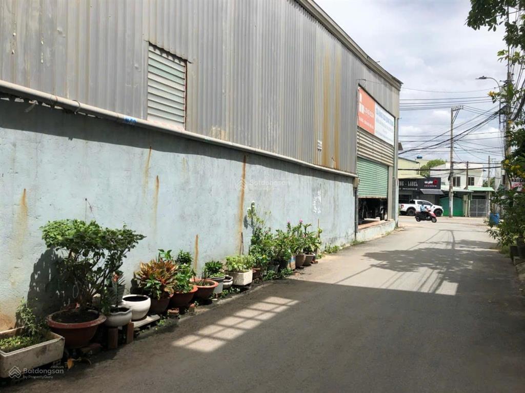 Bán nhà góc 2 mặt tiền ngay ngã tư mặt phố tại tam bình, 13 tỷ, 95 m2, giá ưu đãi, uy tín