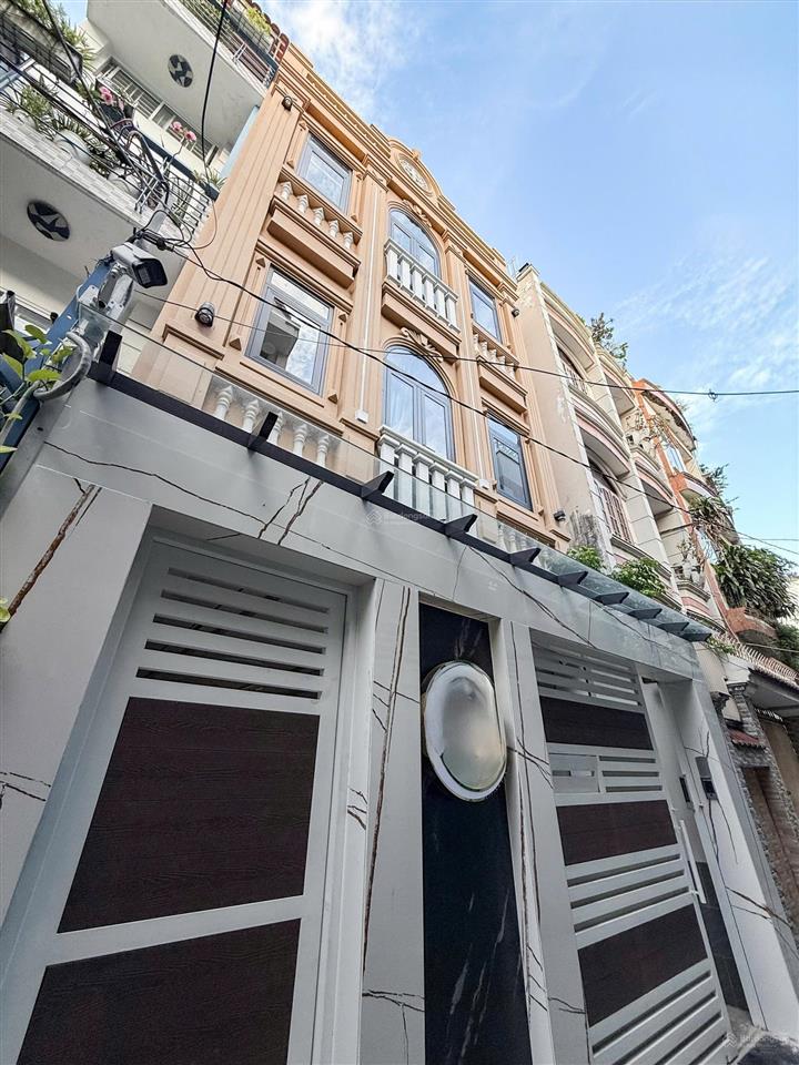 Bán nhà riêng chdv tại 96/8 duy tân, 18,5 tỷ, 90m2 giá siêu hời