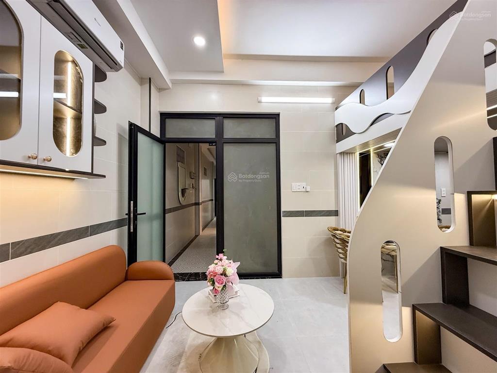 Bán nhà riêng chdv tại 96/8 duy tân, 18,5 tỷ, 90m2 giá siêu hời