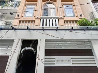 Bán nhà riêng chdv tại 96/8 duy tân, 18,5 tỷ, 90m2 giá siêu hời