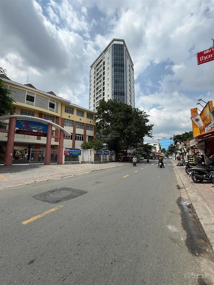 Bán nhà mặt tiền nguyễn văn đậu phú nhuận 103m kết cấu 3 tầng giá 25 tỷ
