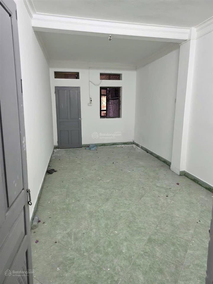 Chính chủ bán nhà 3 tầng mặt phố tại 416 tây sơn, 39 tỷ, 107m2, giá siêu hời