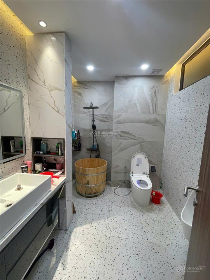 Bán nhà 3 tầng mặt phố tại lê đình dương, 16 tỷ, 71m2, trung tâm tp