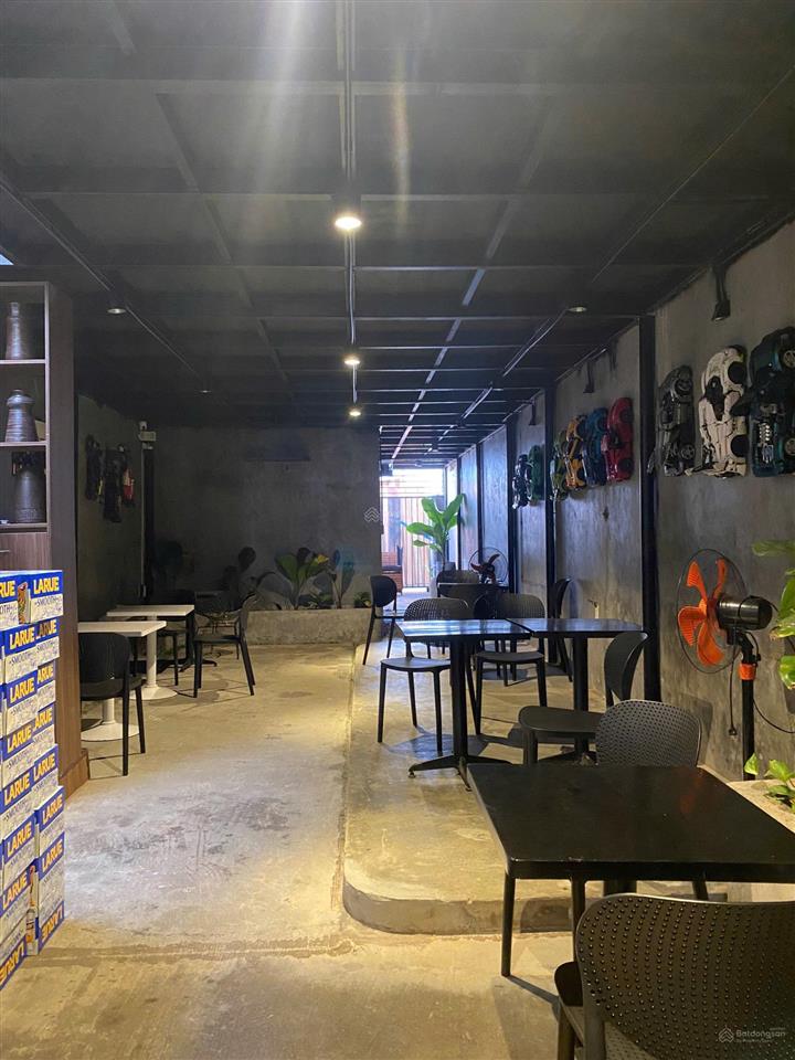 Bán nhà mặt tiền tại núi thành, 29 tỷ, 208m2 đẹp xuất sắc, nhiều tiện ích