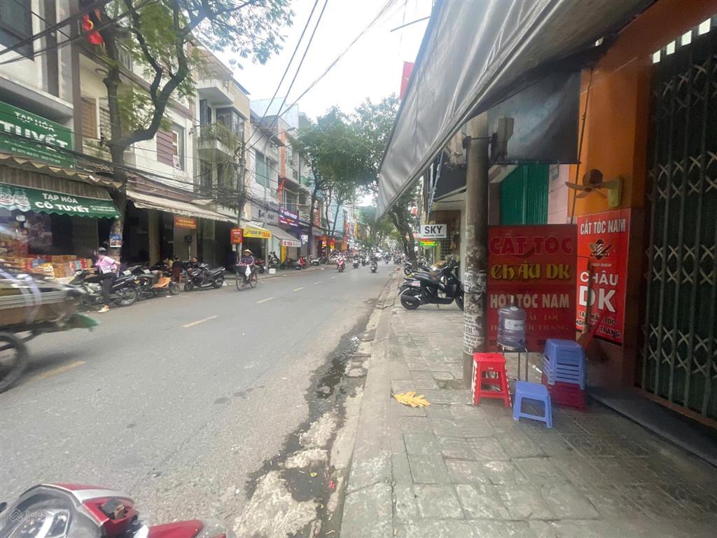 Bán nhà mặt phố hàng hiếm tại hoàng diệu, 20 tỷ, 173m2, trung tâm tp
