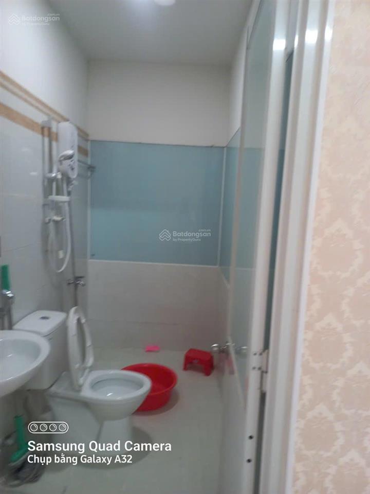 Bán căn hộ 38.2m2  1 tỷ 70 triệu (ban công, máy lạnh) chung cư lê thành mã lò0908 815 ***